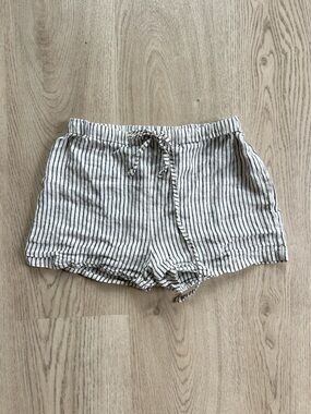 Fostered Collection shorts
